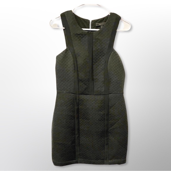 BCBG Max Azria "Avina" Dress (Straight Hem) Black Size 8 - Picture 4 of 6